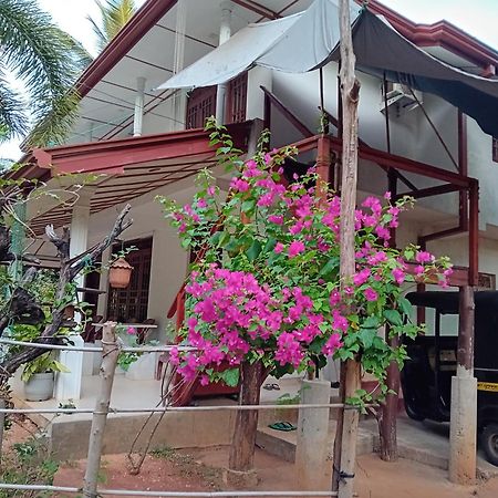 Yaluwa Tourist Rest & Cooking Class Anuradhapura Eksteriør bilde