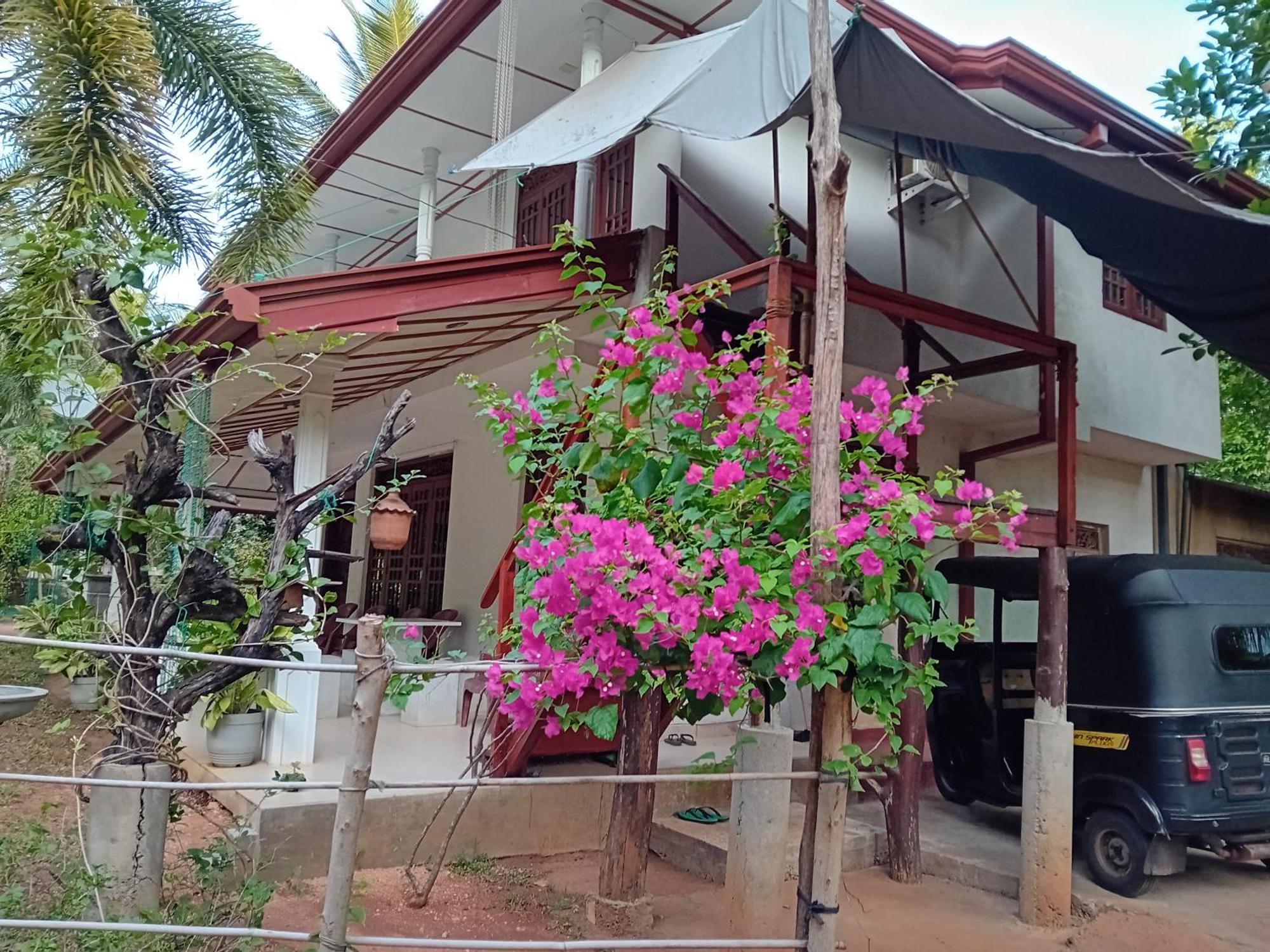 Yaluwa Tourist Rest & Cooking Class Anuradhapura Eksteriør bilde